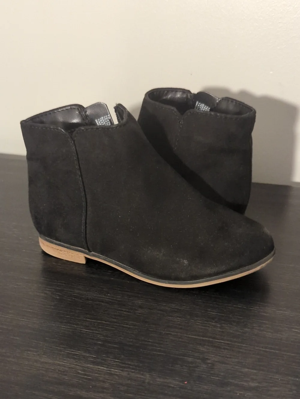 Cat & Jack Black Suede-Look Girls Ankle Boots, 10